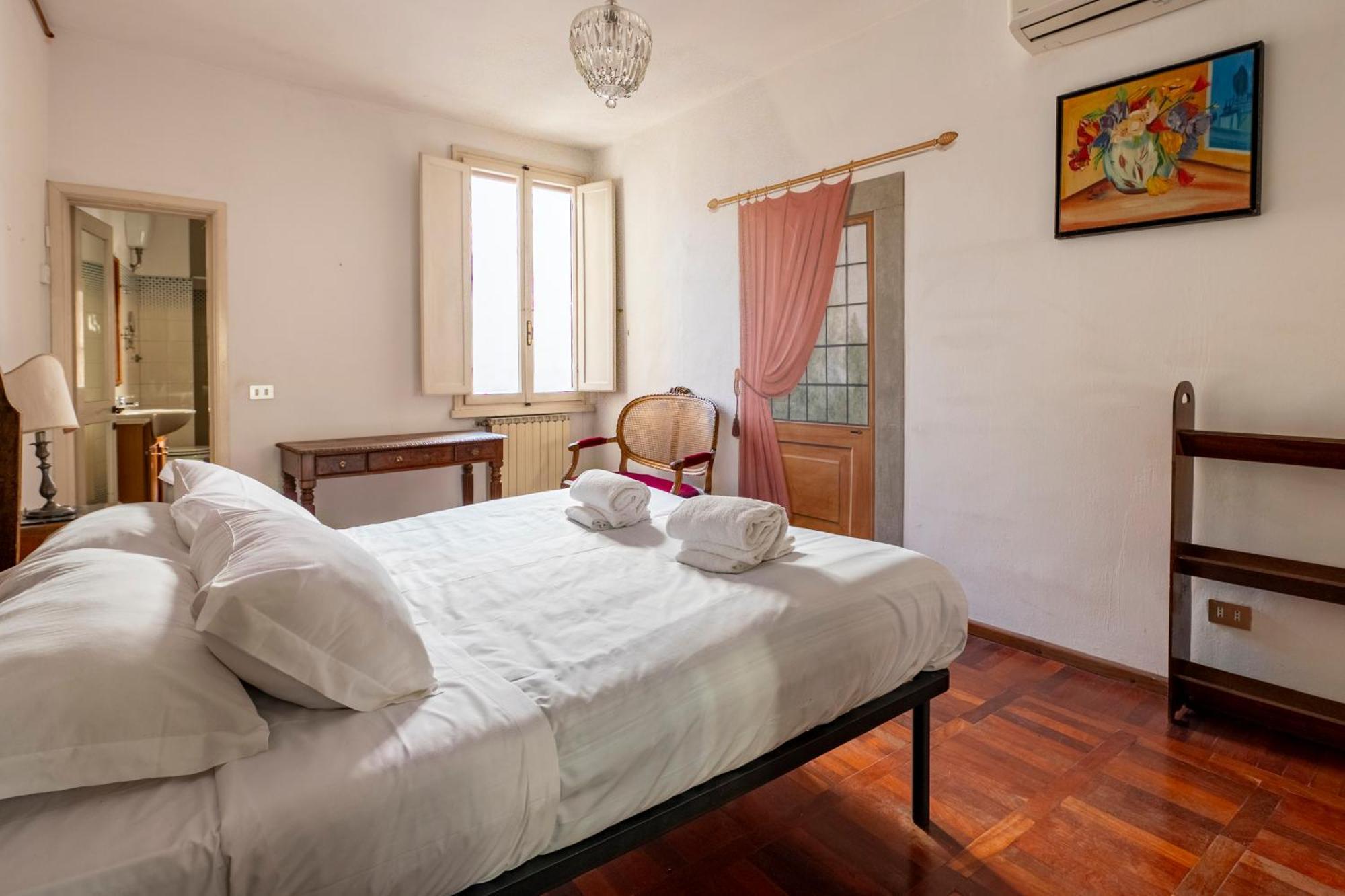 Apartamento Caravaggio House 2 Private Nell'oltrarno Artistico *